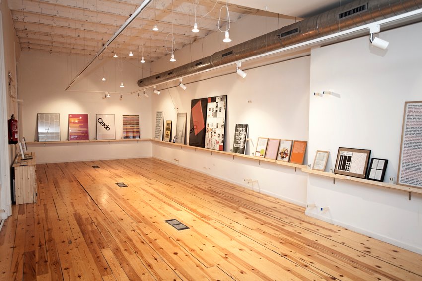 402340_290676057656847_856145276_n