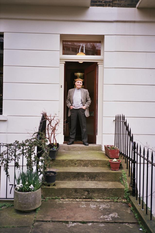 374310_282108841846902_475845278_n